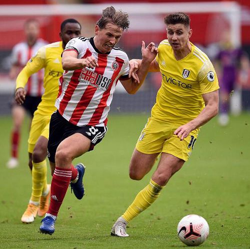 日职联前瞻：福冈黄蜂主场迎战横滨FC，防守漏洞能否抵挡对手稳健防线？  